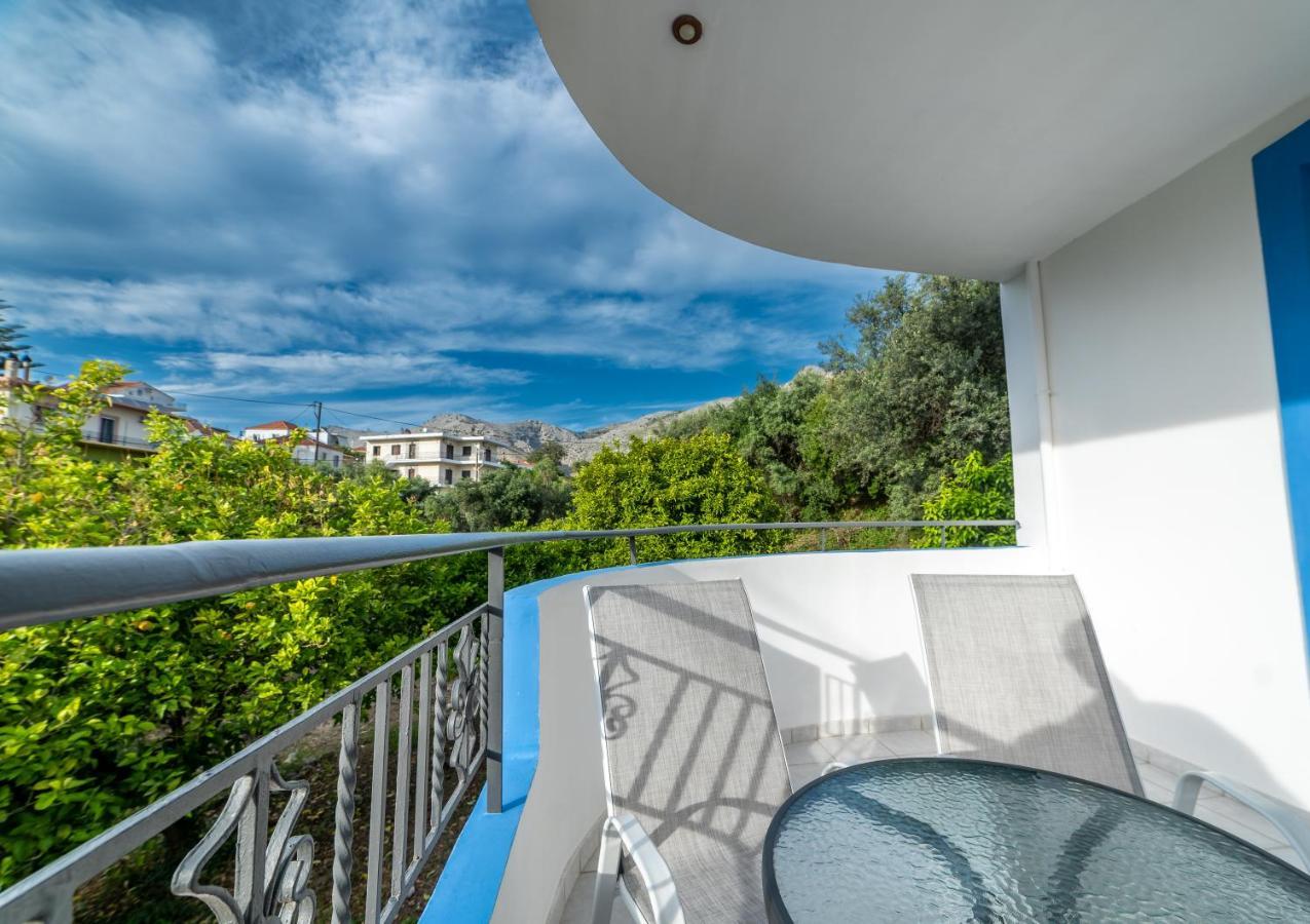 Hotel Azzurro Paleros Exteriér fotografie